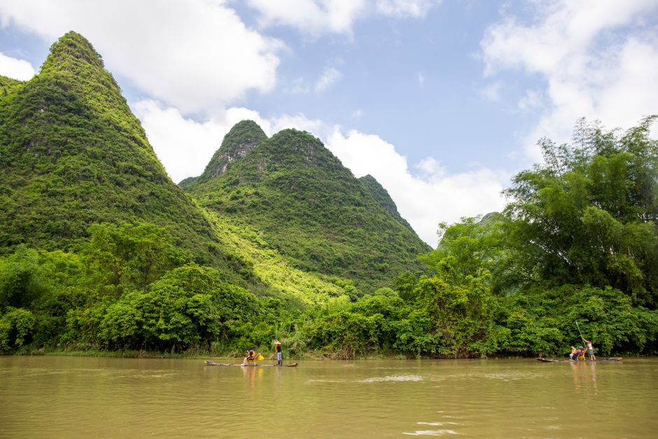 Yulong River bamboo rafting