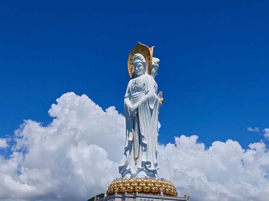 Nanshan Temple — 108-meter sea Guanyin statue
