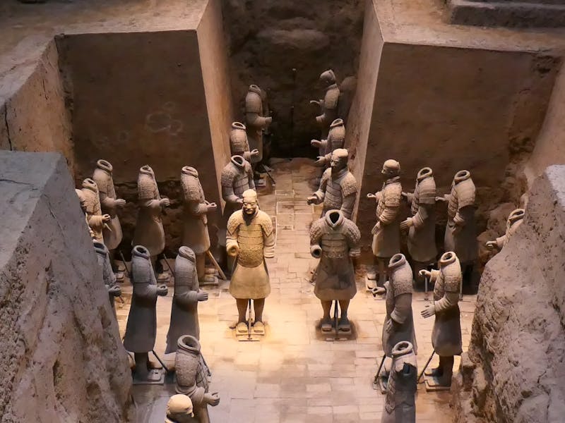 Xi'an: 8-Day Deep Travel Guide (EN) cover image