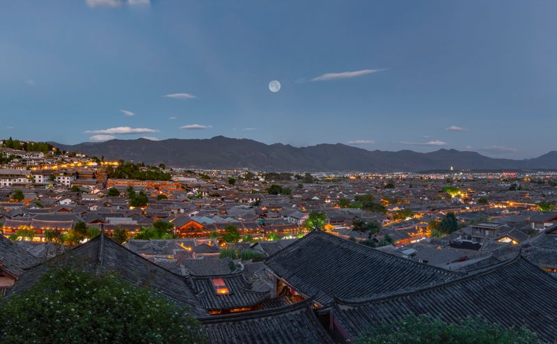 Lijiang Ancient City at night